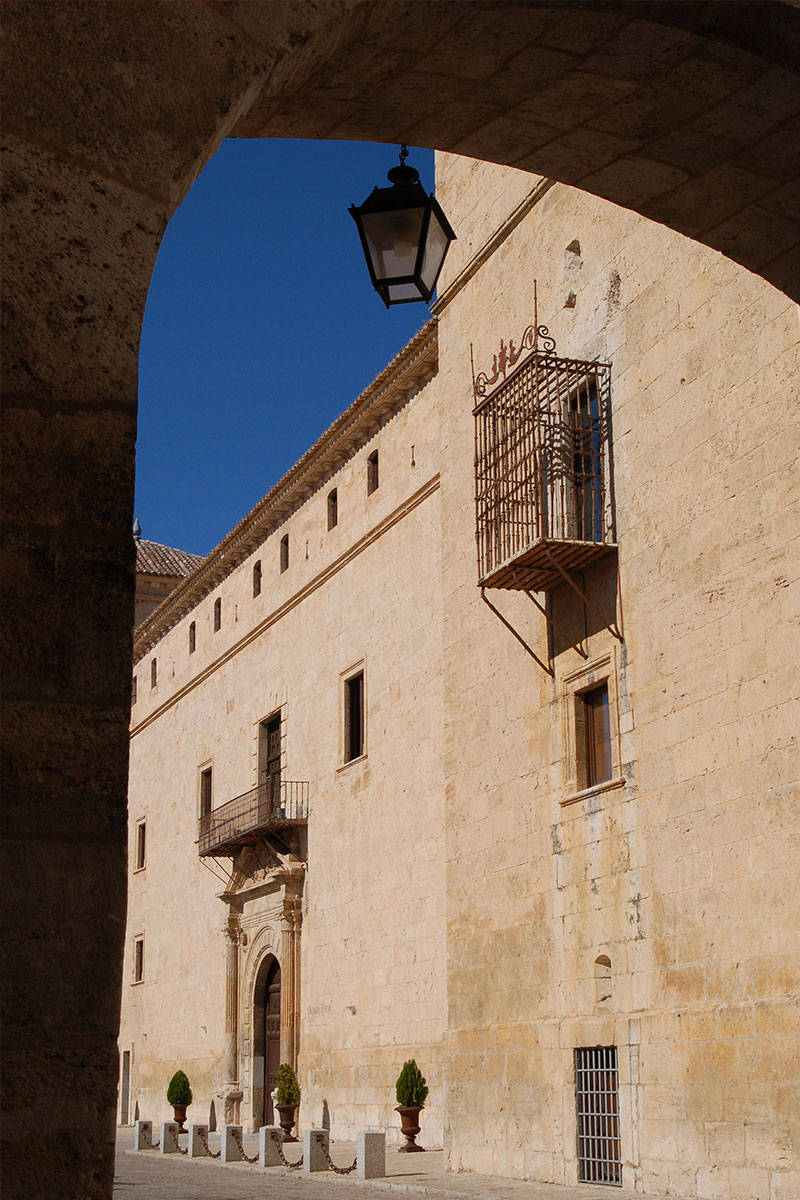 arco-1200x800